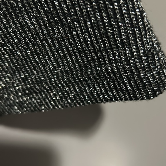 Y2K vintage 90’s Metallic silver cap short sleeve shirt - Picture 5 of 10